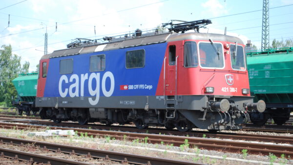 SBB Cargo Under Fire: Major Retailers Like Migros Threaten Shift Back To Road Freight